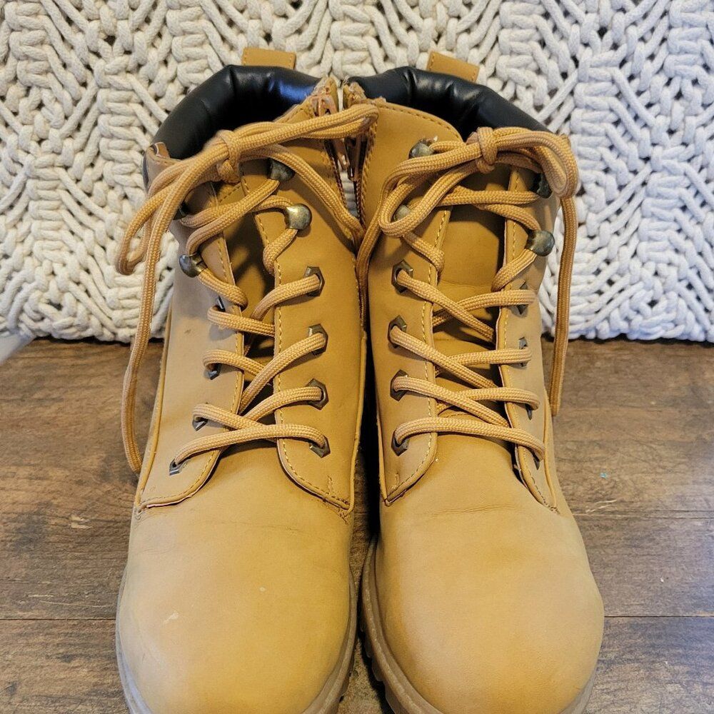 Madden Girl Laced Utility Boots with Side Zip - Size 8